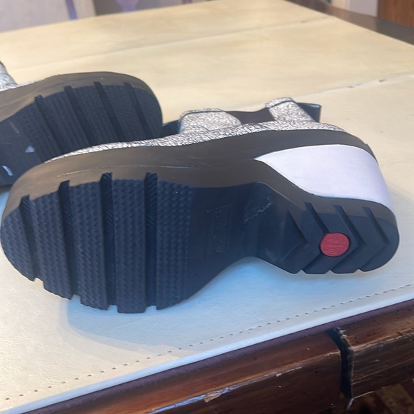 #Hunter Crackle water Boot# - Picture 3 of 8